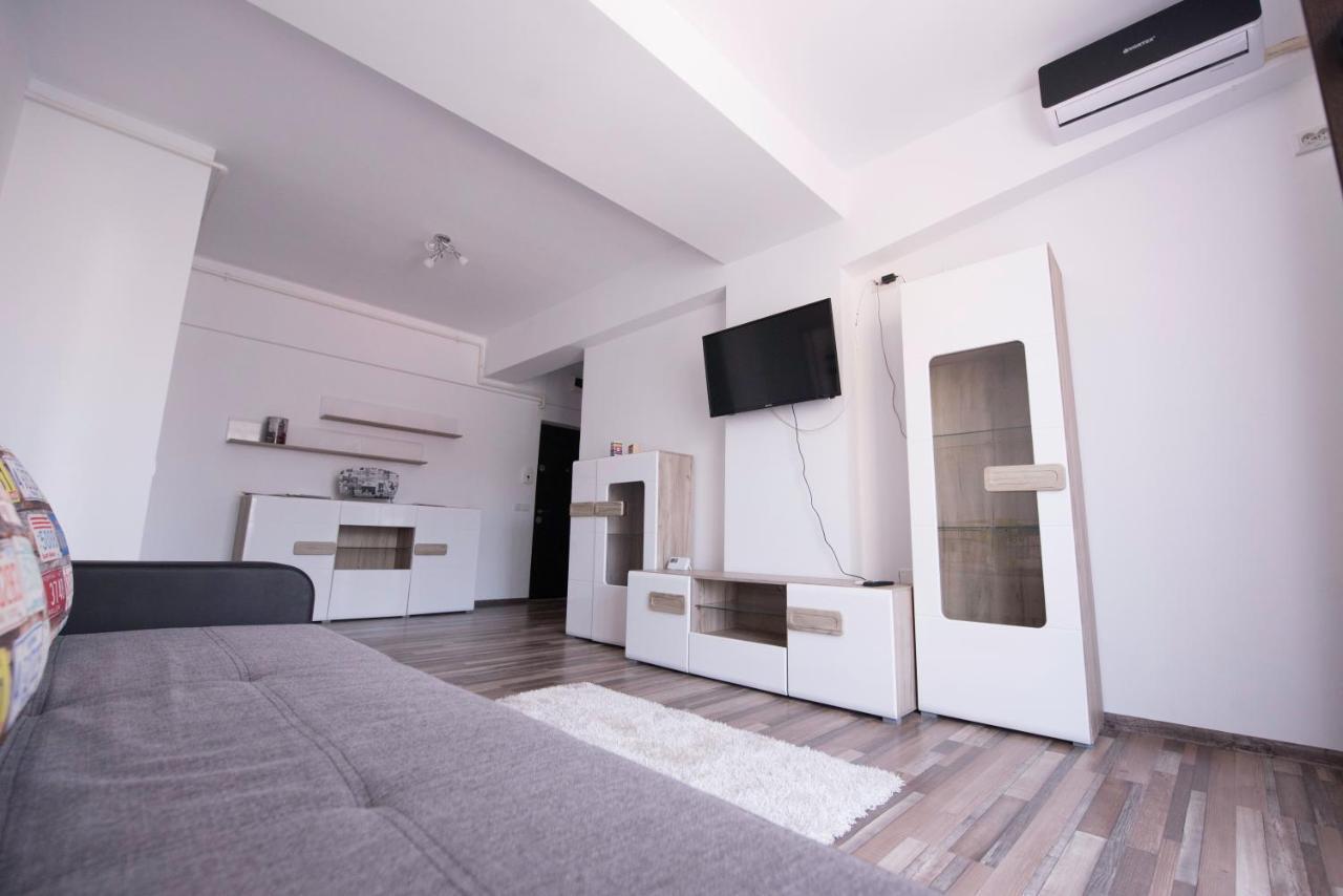 Labirint Apartament Konstanca Kültér fotó