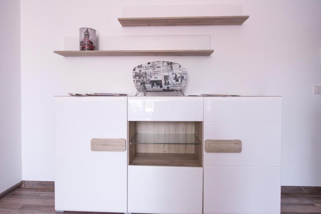 Labirint Apartament Konstanca Kültér fotó